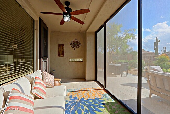 Building Photo - 6939 E Bramble Berry Ln