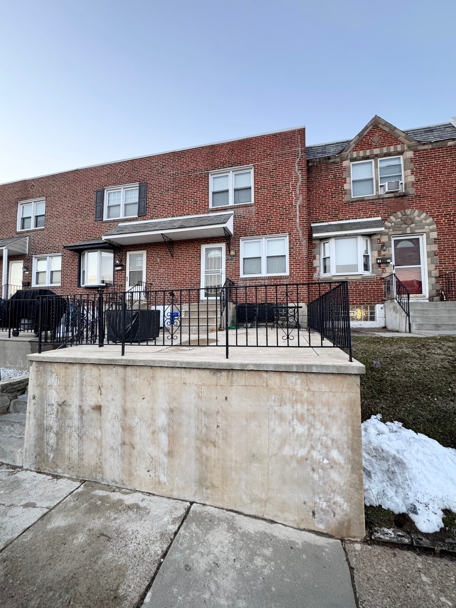 Building Photo - 8114 Terry St