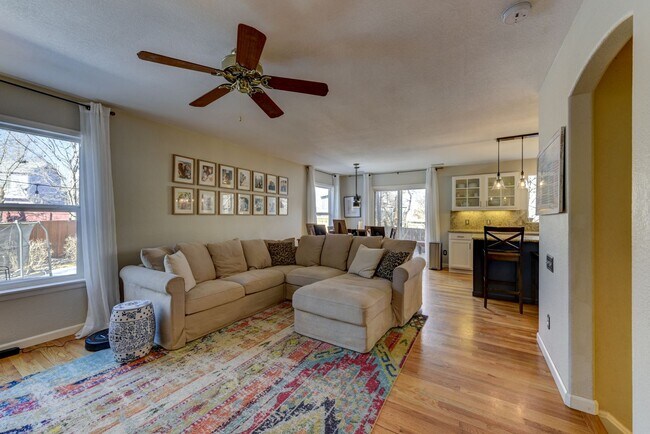 Building Photo - Stunning Upgraded 5BR 4BA Lafayette Home Near Coal Creek Trail & Hwy 287**