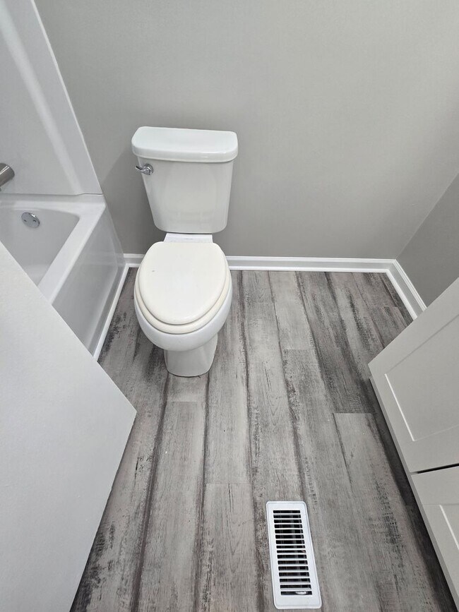 Building Photo - Beautiful Downtown Enterprise