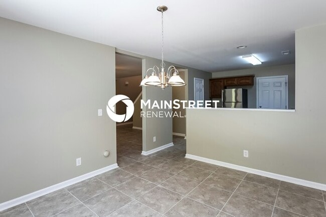 Building Photo - 3 Bedroom Pet-Friendly Home in Greensboro, NC with Main Street Renewal