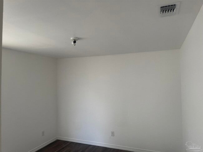 Building Photo - 11086 Chippewa Way