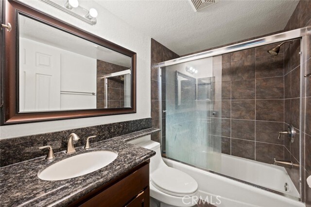 Building Photo - 36 Woodswallow Ln