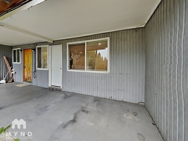 Building Photo - 22707 30th Ave S
