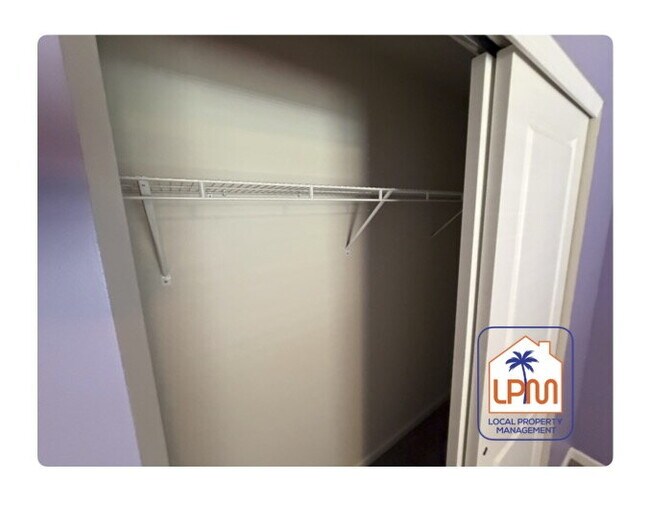 Building Photo - Open Concept  3-Bed, 3-Bath with 1,924 Sq. Ft.