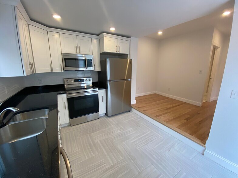 Building Photo - 145 Prospect St