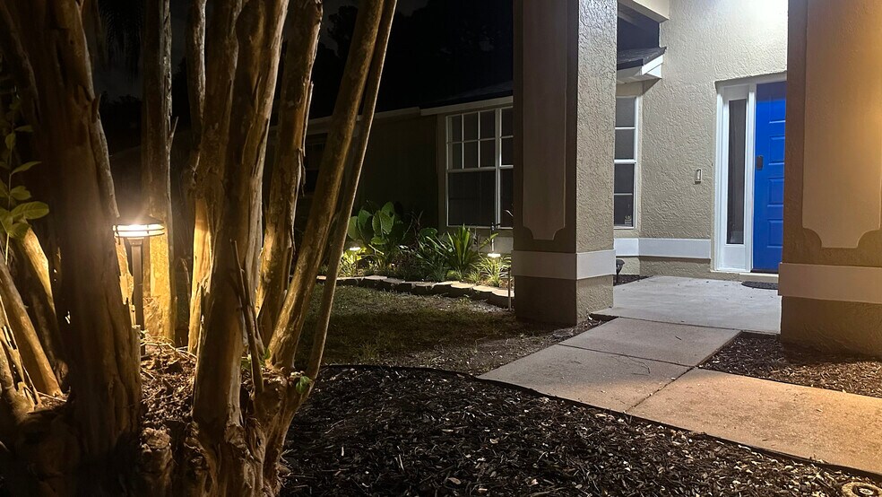 Building Photo - 11728 Spanish Lake Dr