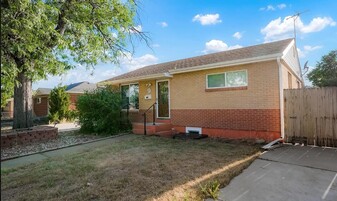 SFH - 4BR / 2BA - 7261 Avrum Dr