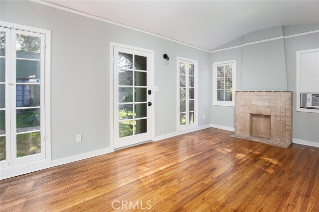 Building Photo - 453 E Sacramento St