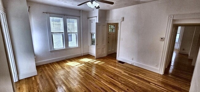 Building Photo - 119 Chestnut St
