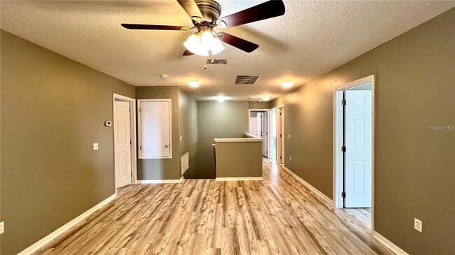 Building Photo - 338 Sand Ridge Dr