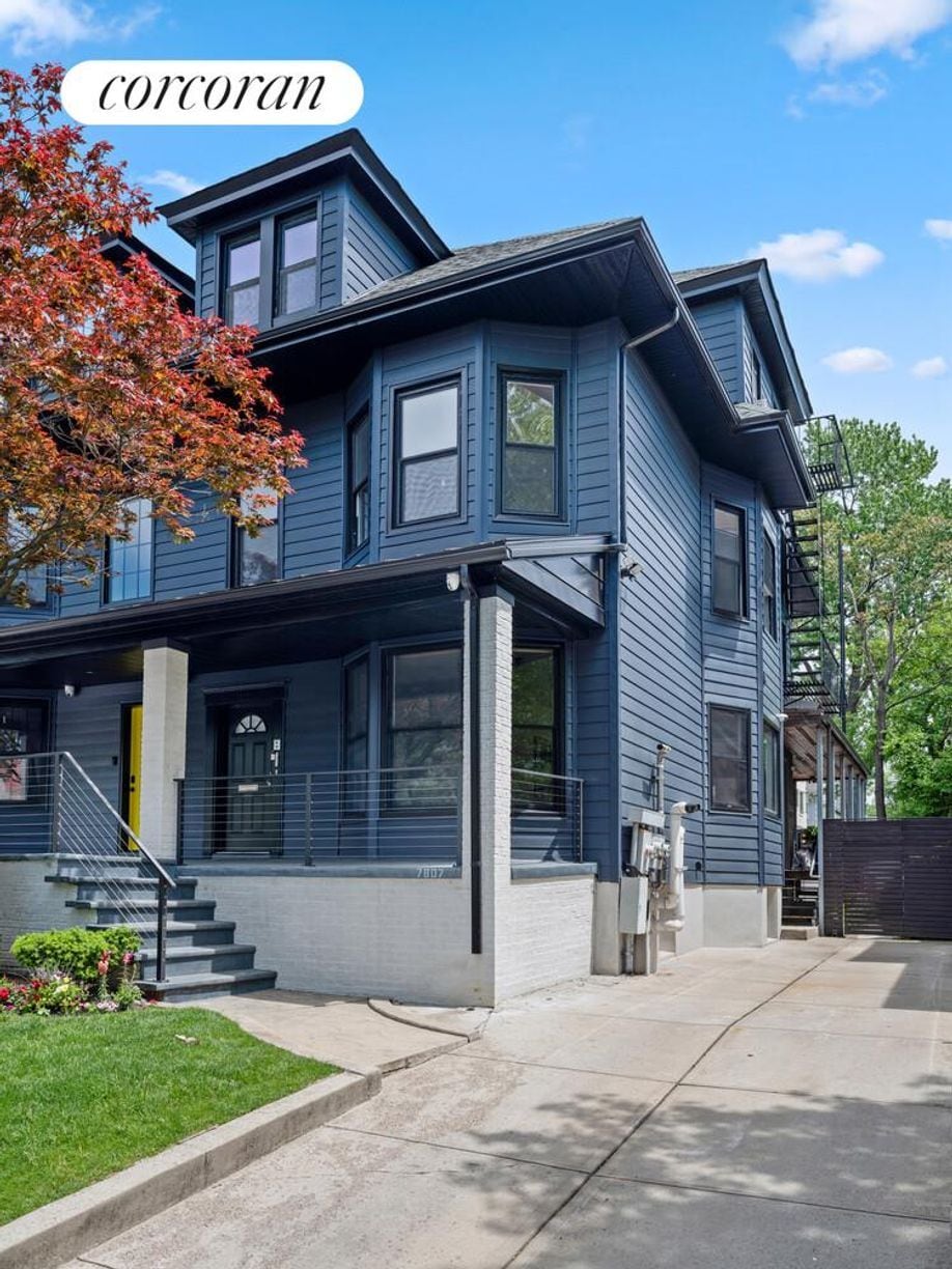 Building Photo - 7807 Ridge Blvd