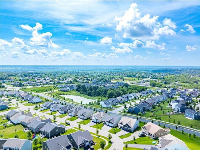 Building Photo - 1430 Nutmeg Cir