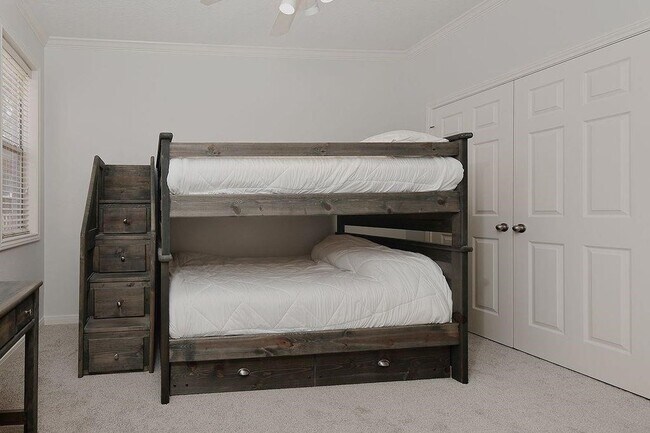 Building Photo - 12374 Lake Vista Dr