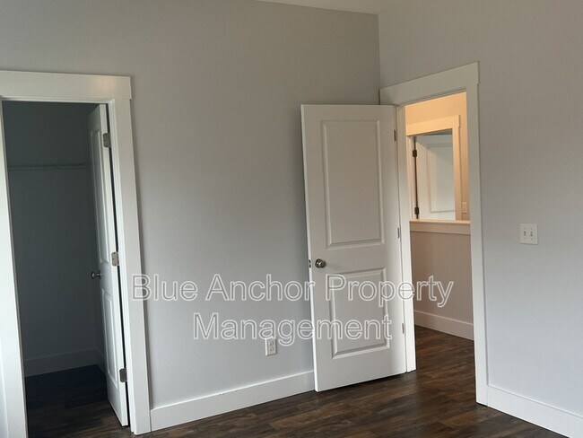 Building Photo - 153 Leeward Ln