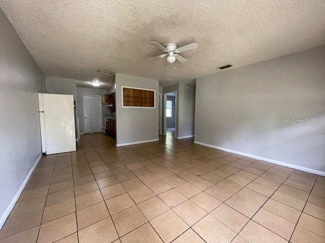 Building Photo - 1083 Old S Dr