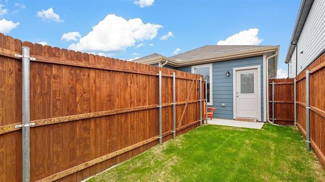 Building Photo - 3116 Pecan Farm Ln