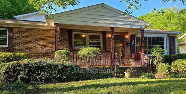 Primary Photo - 113 25th St