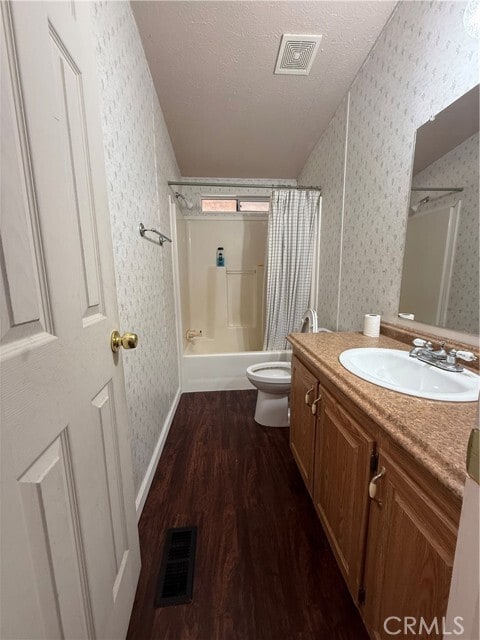 Building Photo - 45492 Sleepy Hollow Ln