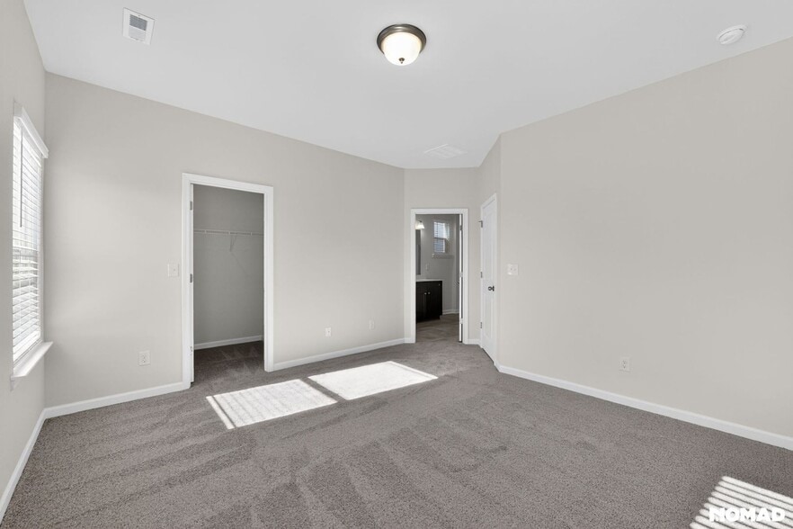 Building Photo - 6028 Jasmine Branch Rd