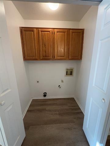 Building Photo - 806 Redbud Dr