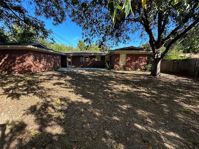 Building Photo - 6200 Windermere Pl