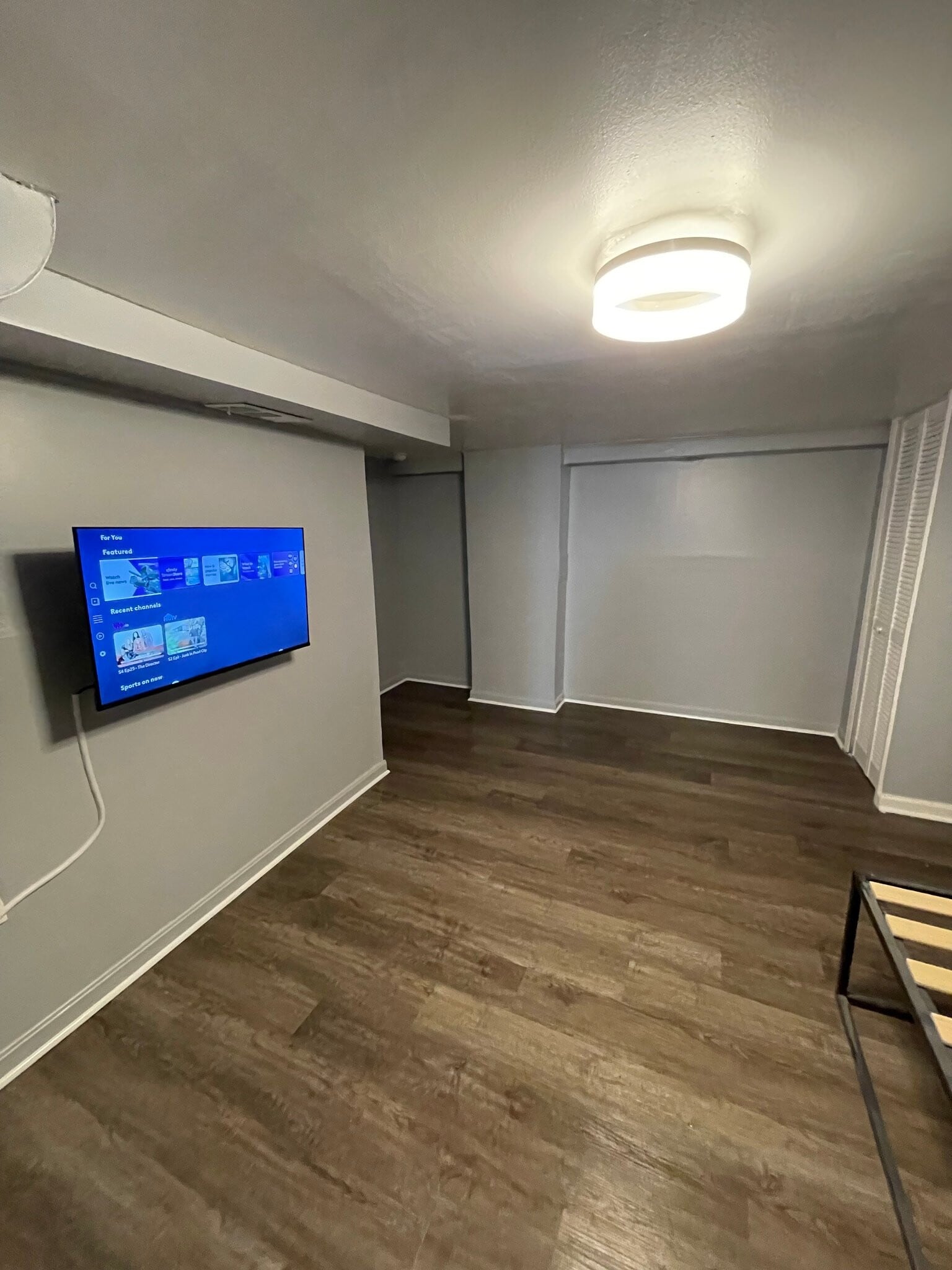 Building Photo - 204 34th St NE