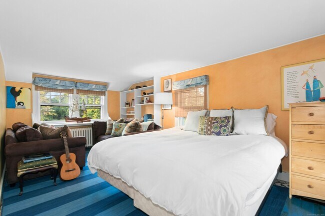 Building Photo - 561 Middlesex Rd