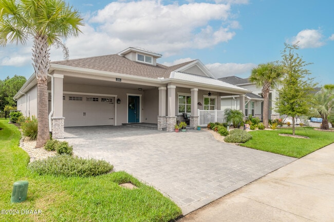 Building Photo - 205 Cyan Ave