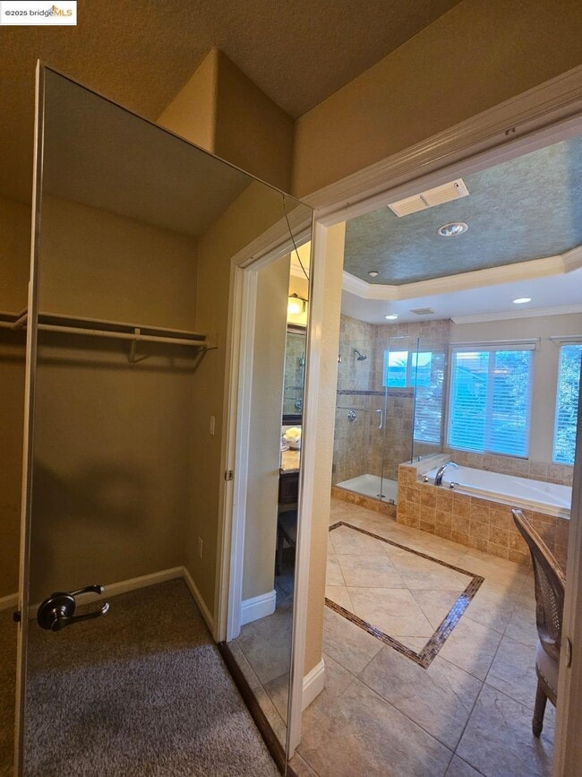 Building Photo - 1428 Legend Ln