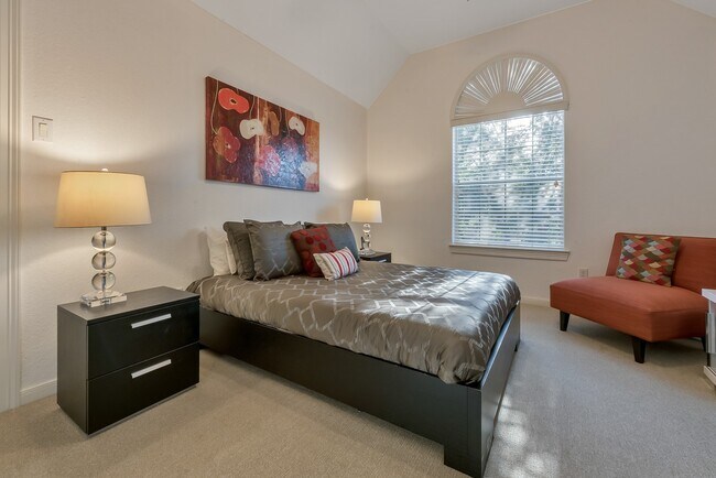 Building Photo - 6334 Collina Springs Ct