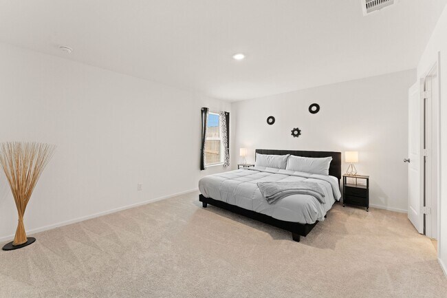 Building Photo - 29022 Rustic Windmill Wy