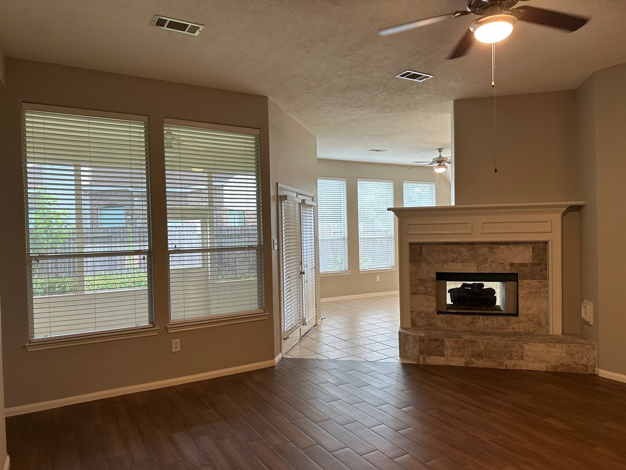 Building Photo - 18818 Harbor Key Cir