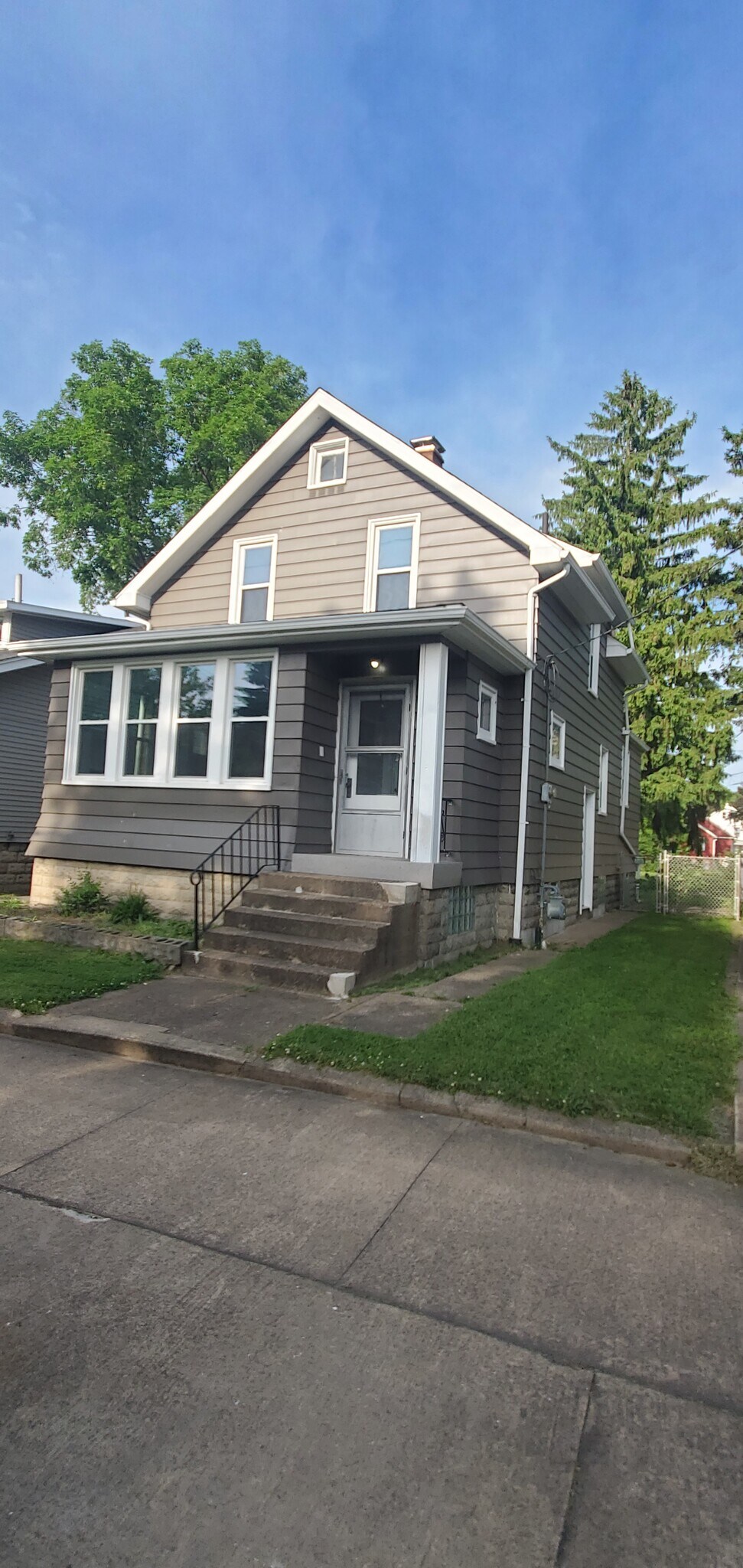 Building Photo - 1606 McDonough St