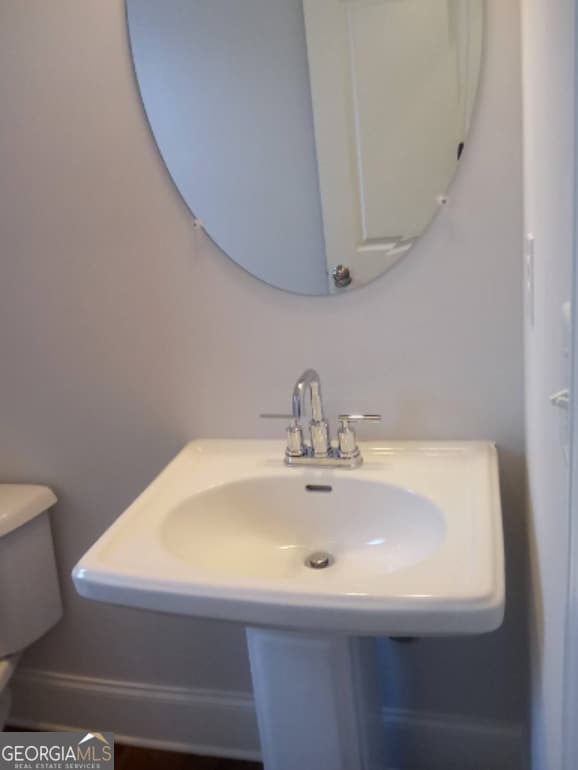 Building Photo - 124 Vivian Ln