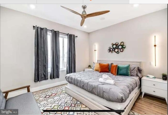 Building Photo - 2309 Dickinson St