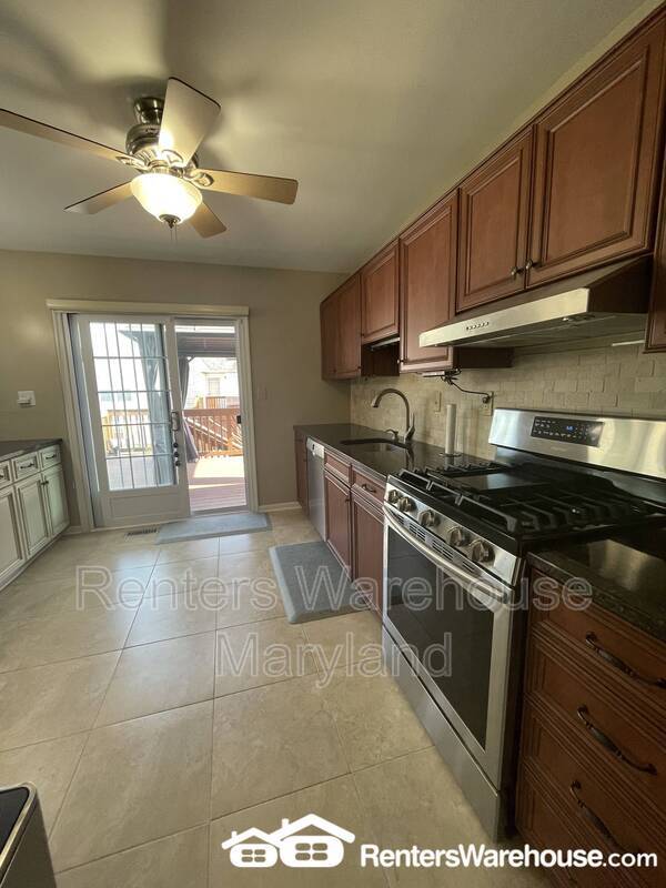 Building Photo - 9 Snug Lagoon Ct