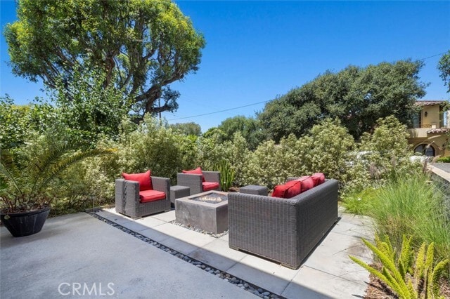 Building Photo - 604 33rd St