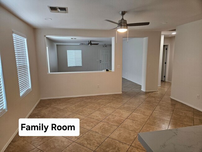 Building Photo - Mirador Estates (Lindsay & Warner) 3 bed 2 bath single level