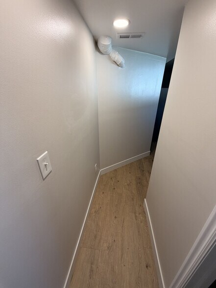 Building Photo - 1618 W 860 S