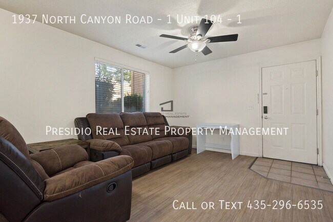 Building Photo - 1937 N Canyon Rd