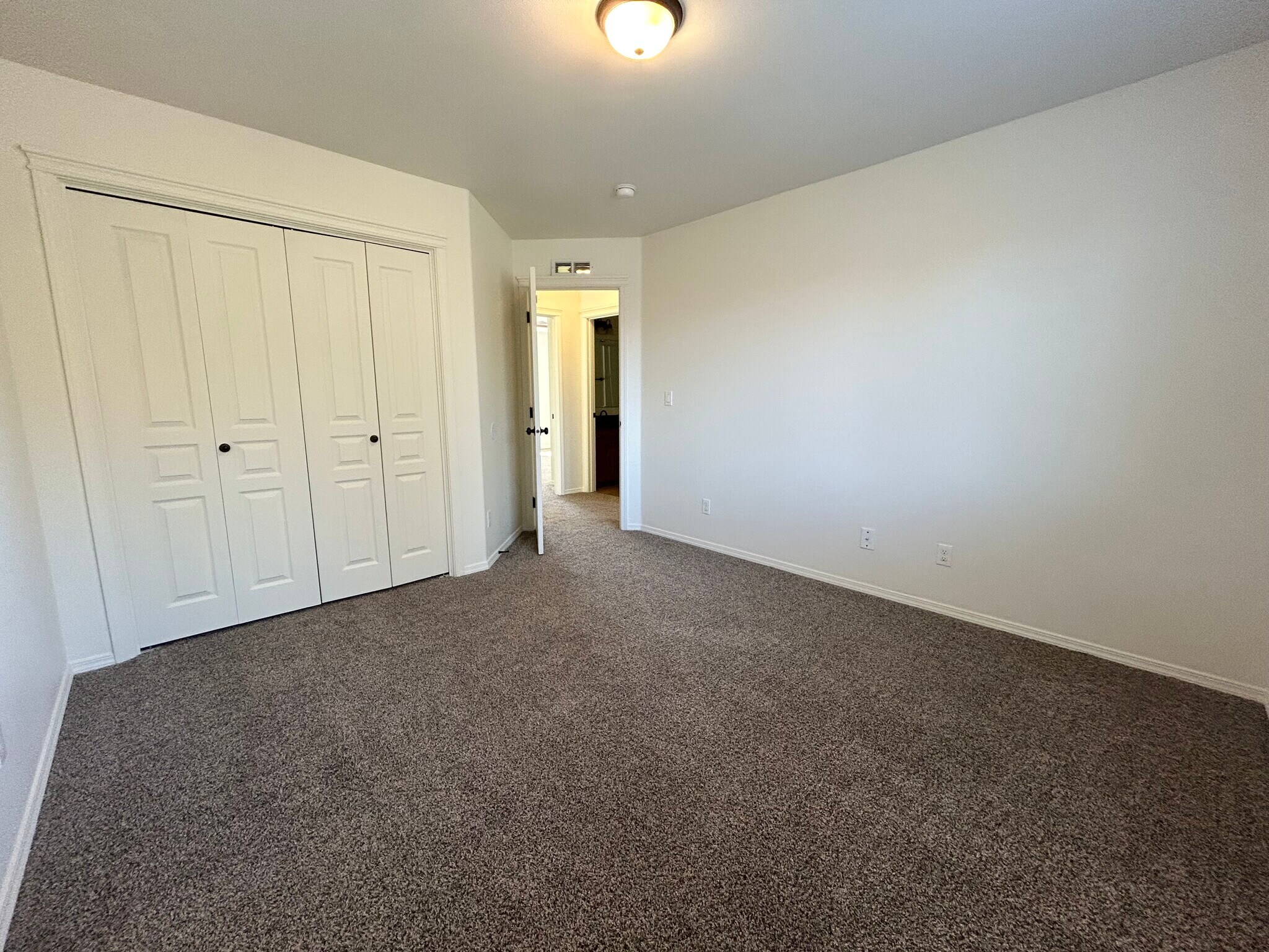 Building Photo - 8896 W Shoup Dr