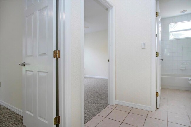 Building Photo - 7117 Strand Cir