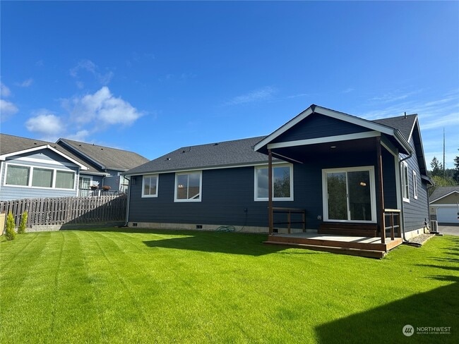 Building Photo - 3155 Sanderling Dr