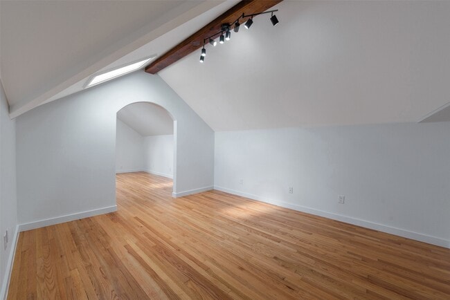 Building Photo - 1459 Munger St