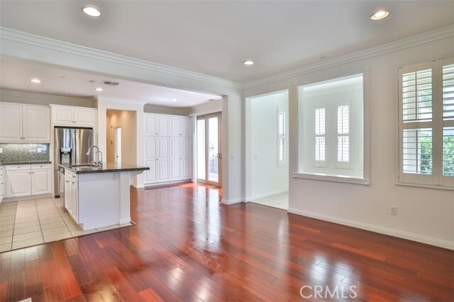 Building Photo - 59 Pathway