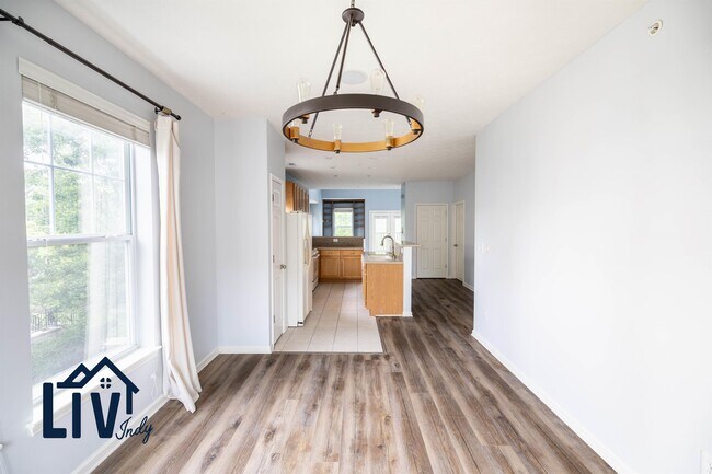 Building Photo - 6606 Reserve Dr