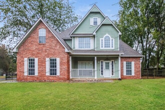 Building Photo - 13935 S 18th Ct