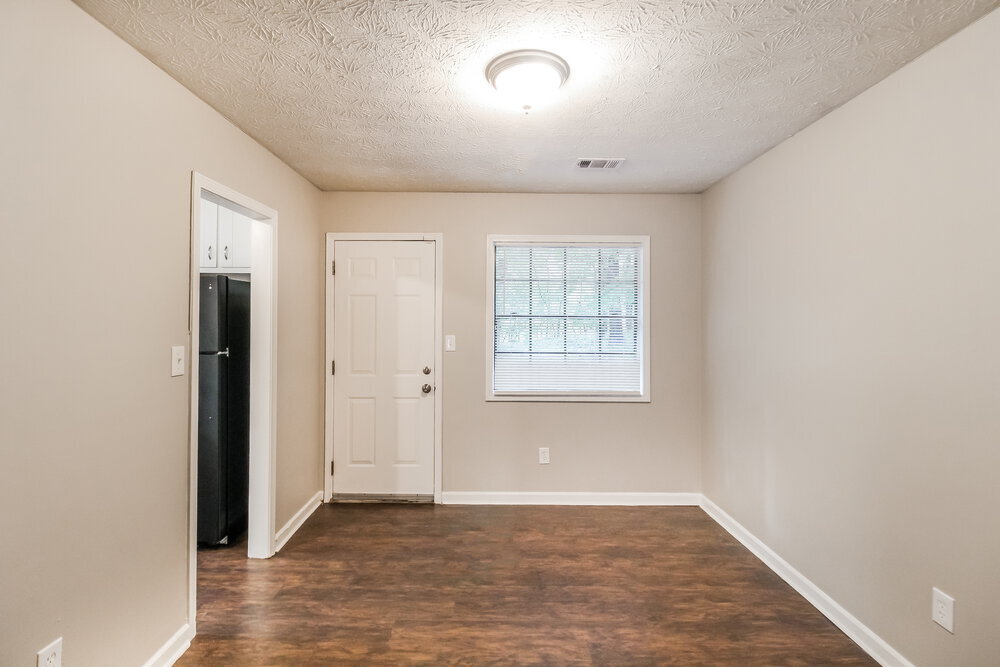Building Photo - 3066 Arden Way SW