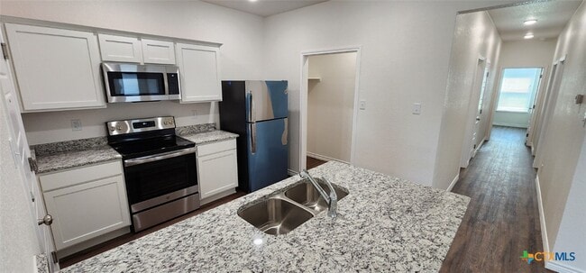 Building Photo - 1108 Carlsberg Dr